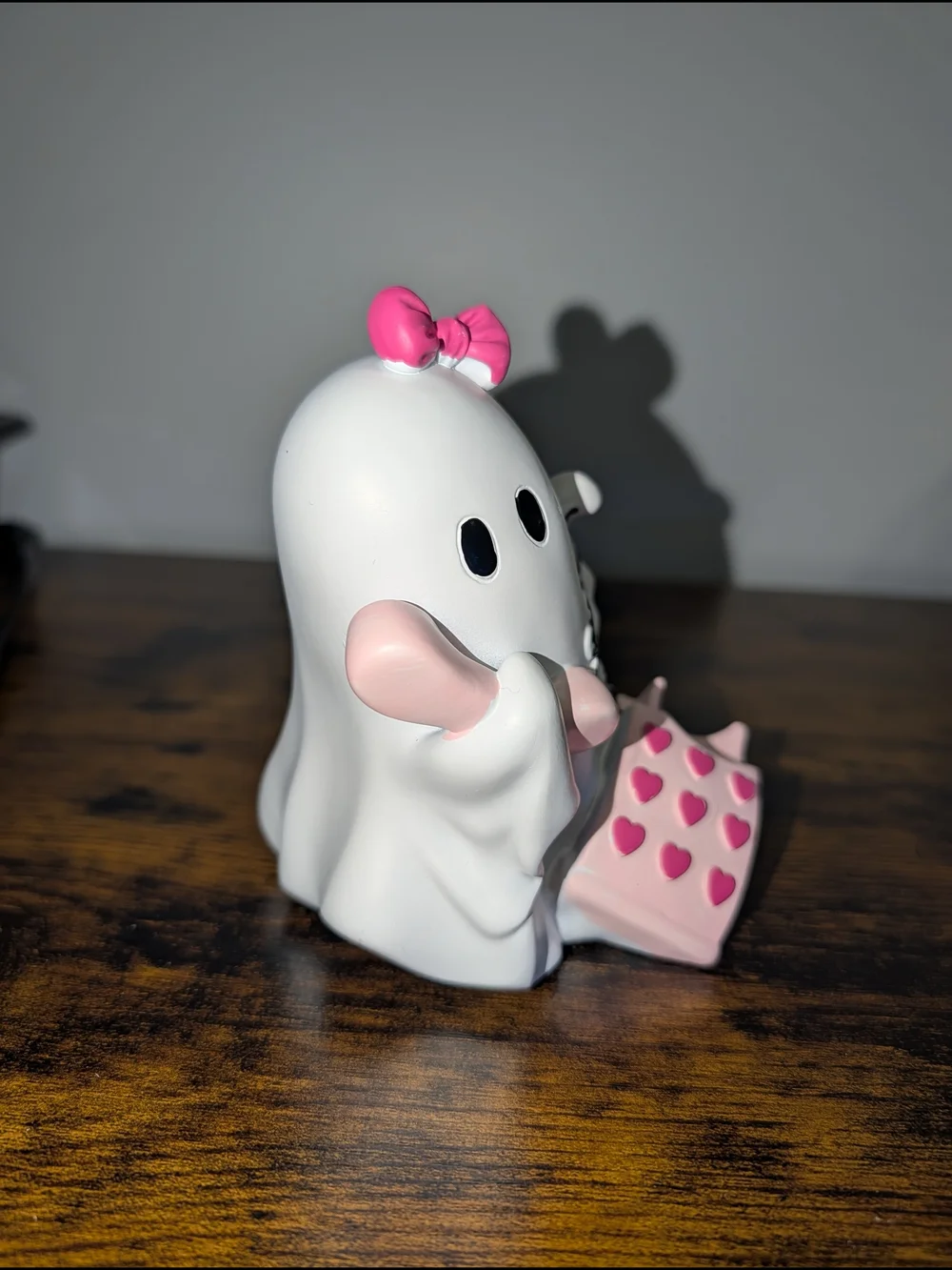 Cute Resin Ghost Figurine